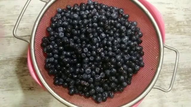 ЧЕРНИЧНОЕ ВАРЕНЬЕ/1:1/ОЧЕНЬ ВКУСНО/МНОГО ПОЛЬЗЫ смотреть онлайн