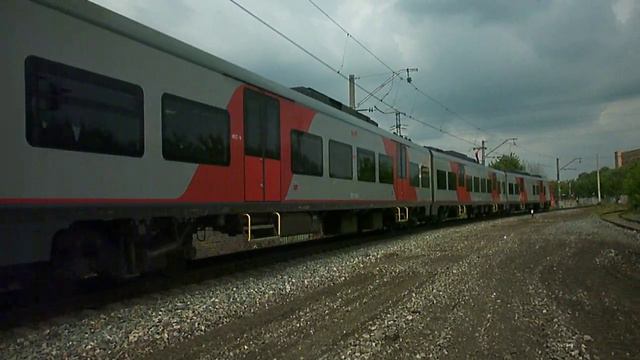 Электропоезд ЭС2Г-016 «Ласточка» смотреть онлайн
