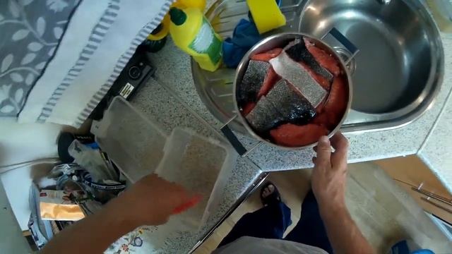Заготовка красной рыбы для дома, для семьи смотреть онлайн