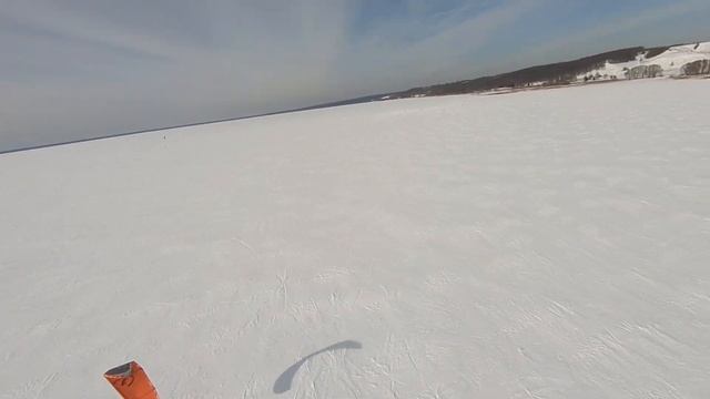 Зимний кайтинг на озере Плещеево. Съемка с гоночного дрона. смотреть онлайн