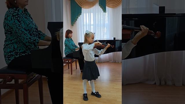 Вергун Василиса, 7 лет, скрипка, Сурок Л. Бетховен смотреть онлайн