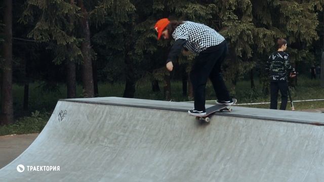 Как сделать Russian Boneless на скейте?