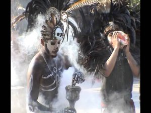 Мексика: шаманы-ацтеки в центре Мехико. Shamans, Mexico