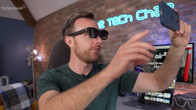 XREAL Air 2 & Air 2 Pro - INSANE 130” 120Hz AR Glasses! смотреть онлайн
