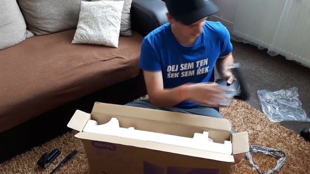 Unboxing - New monitor :-) смотреть онлайн