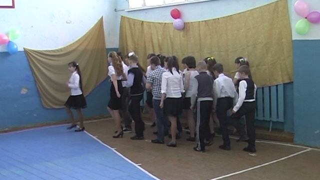 2013 02 20 Смотр строя и песни Усениновская СОШ смотреть онлайн