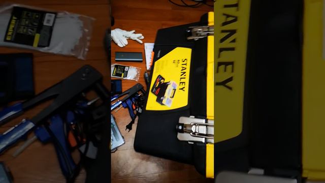 Чемодан или Сумка для инструмента? смотреть онлайн