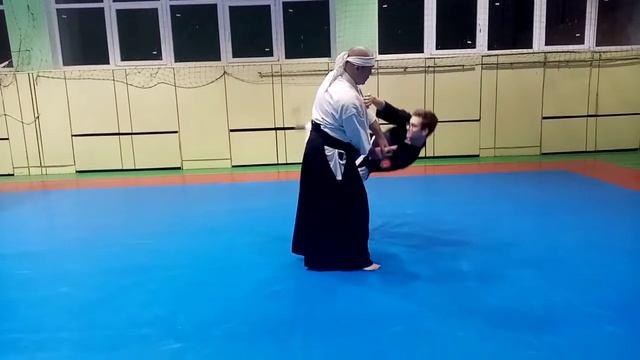 Айкідо Київ, клуб "Ай Кі Таке-но-Камі". Ушіро ріо ката-те дорі коте-гаєші, шіхонаге, суміатоші. смотреть онлайн