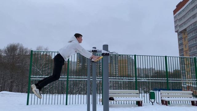 Как Научится Замок - Замок на турнике