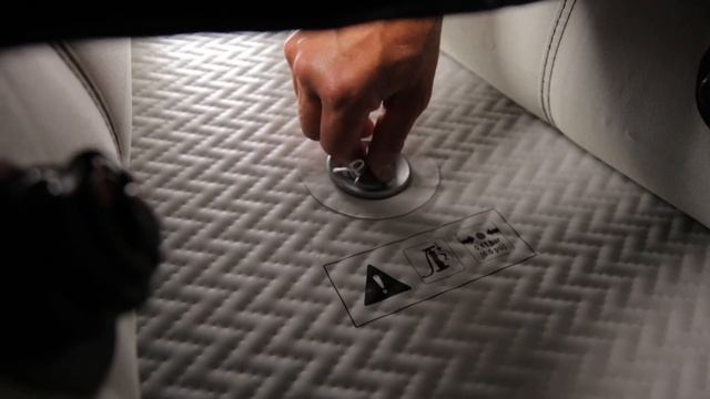 How to Inflate Aquaglide's Navarro Inflatable Kayak смотреть онлайн