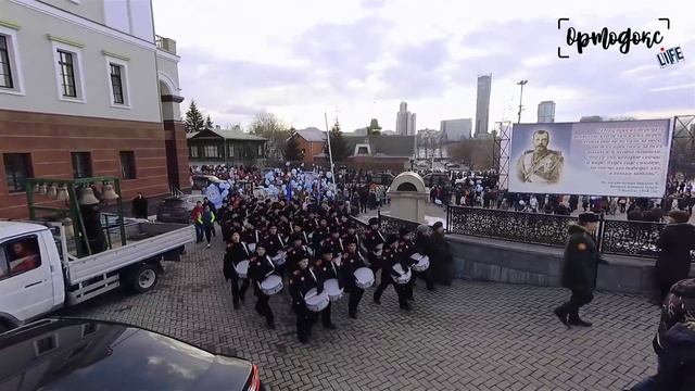 Пасха. Крестный ход. Колокольный звон. смотреть онлайн