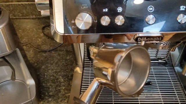 DeLonghi La Specialista: 1 year review and how to pull the best shots смотреть онлайн