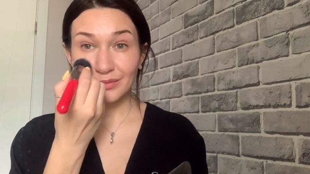 Как сделать нюдовый макияж - урок визажиста смотреть онлайн