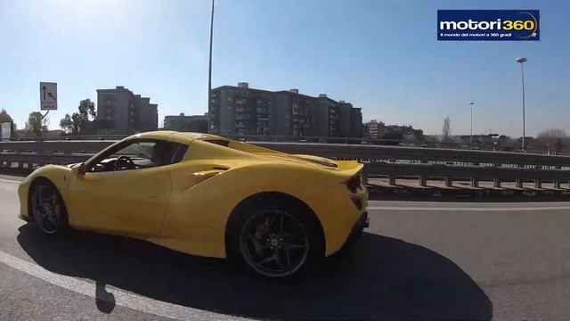 Ferrari F8 Spider | testMotori360 смотреть онлайн