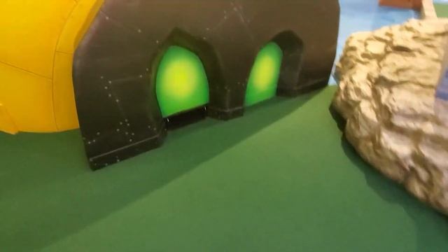 Angry Birds Mini Golf at American Dream Mall in New Jersey with Ranger смотреть онлайн
