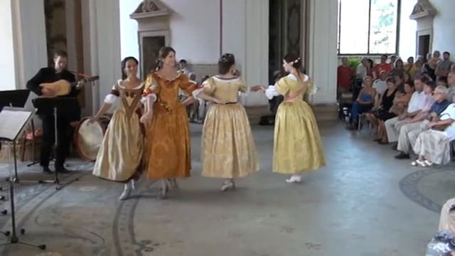 ALLA DANZA - Festival Hortus Magicus, Kroměříž 2014 - Le Menuet a quatre + La Gavotte du Roy смотреть онлайн
