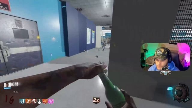 SURVIVING WALMART IN CALL OF DUTY ZOMBIES?!?! (BLACK OPS 3 CUSTOM ZOMBIES MAP) смотреть онлайн