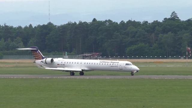 Lufthansa Cityline CRJ-900 landing at Graz Airport | D-ACNE смотреть онлайн