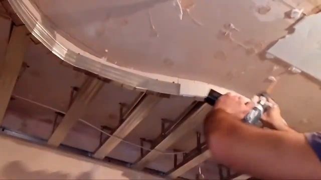 Многоуровневый потолок и зонирование комнаты. смотреть онлайн