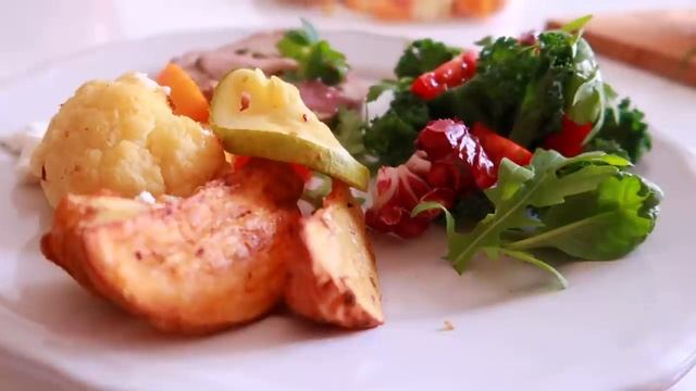 МОИ СЕКРЕТЫ НА КУХНЕ??РЕЦЕПТЫ?САЛАТЫ НА ПРАЗДНИЧНЫЙ СТОЛ?КРАСИВАЯ ПОДАЧА БЛЮД смотреть онлайн