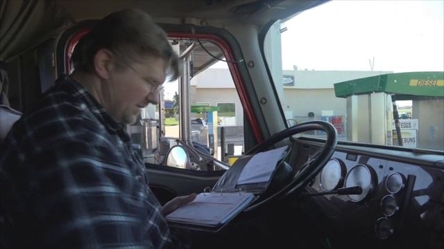 #Дальнобойщик в Америке #тракист. Алексей Савченко- #весы взвешивание трака... смотреть онлайн