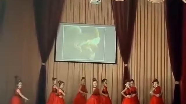 Испанский танец. 3 кадетский класс МАОУ "СОШ 40" г. Чебоксары смотреть онлайн