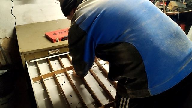 DIY Tool Cabinet Organizer From Scrap Laminate Flooring