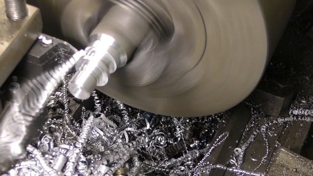 Ямаха Диверсия 600. Изготовление заглушки масляного канала. смотреть онлайн