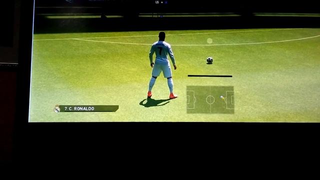 Как бить кручёным ударом в pes 2016 смотреть онлайн