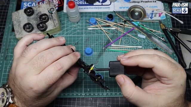 Part 2 - Revell 1/25 Foose Ford FD100 Pickup Video build смотреть онлайн