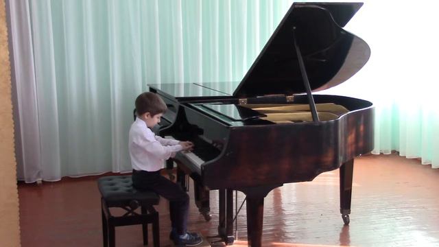 Чернов Павел - И. Иордан Охота за бабочкой. Класс преподавателя Науменко Л. А. смотреть онлайн