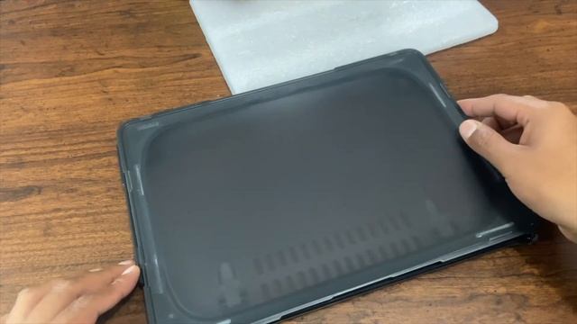 PROTECTOR PARA MACBOOK AIR M1