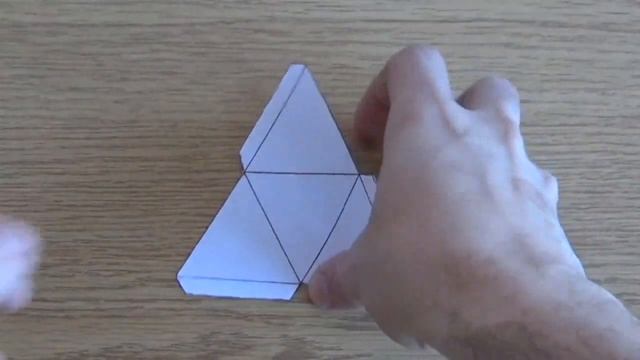 COMO HACER UNA PIRÁMIDE DE PAPEL FÁCIL смотреть онлайн