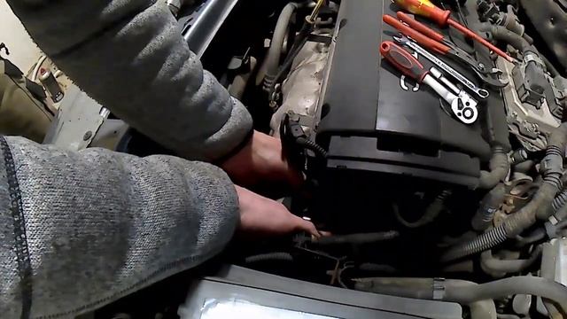 Z16XER Termosztát csere / How to Replace Thermostat in Z16XER смотреть онлайн