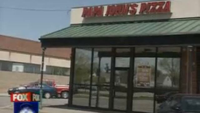 News Report on Papa John's "Crybaby" T-Shirt Story смотреть онлайн