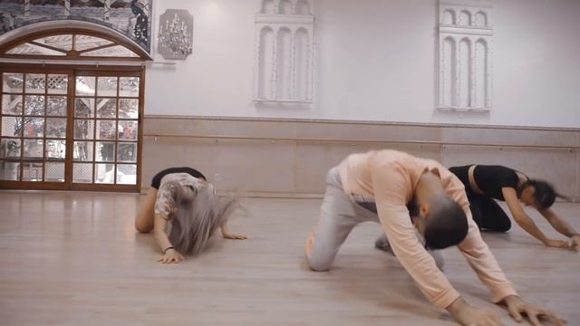 Betoko "Raining Again" Choreography by TEVYN COLE смотреть онлайн