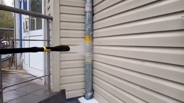 мойка фасада аппаратом высокого давления (АВД) KARCHER RENT смотреть онлайн