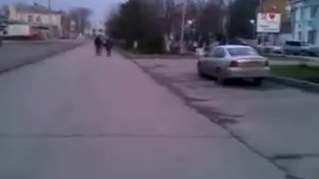Беспредел в центре города Сальска Ростовской области смотреть онлайн