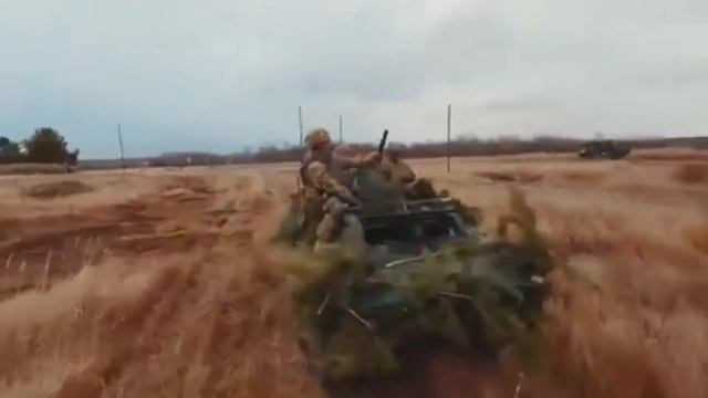 РУССКИЕ не СДАЮТСЯ? ЕЩЁ КАК)) смотреть онлайн