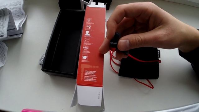 Sony MDR-XB50AP Extra Bass Earphones Обзор и Распаковка