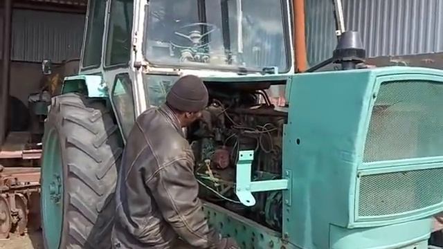 Заводим ЮМЗ-6 после зимы 29.03.