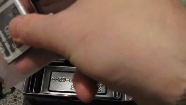 Распаковка Samsung Ultra Touch S8300 смотреть онлайн