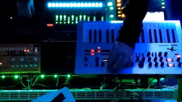 Dawless Jamming - Crave / Minilogue / Tr8 / Mpc One