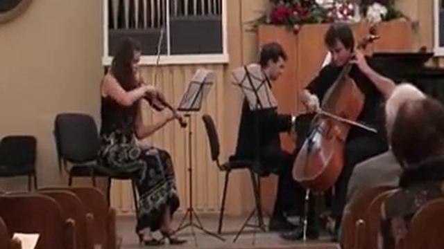 Shostakovich Trio No.2 IV Movement смотреть онлайн