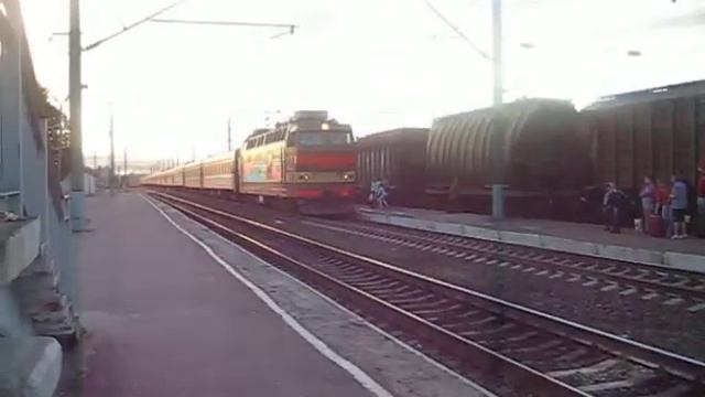 ЧС4Т 414 с поездам Абакан Москва смотреть онлайн