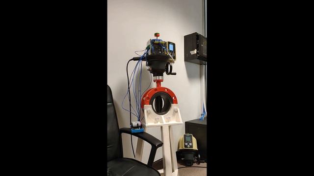 Manual and wireless LoRaWAN operation on a Bernard Controls valve actuator смотреть онлайн