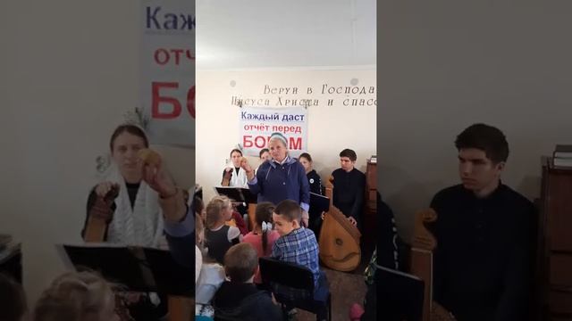 Стих про картошку. Праздник жатвы, Васильевская церковь ЕХБ, 03.10.2021г. смотреть онлайн