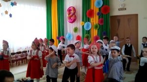 Помогалочка. Танец.