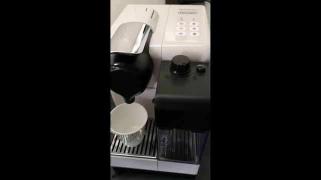 Nespresso Lattissima Touch Reset/Werkseinstellung смотреть онлайн