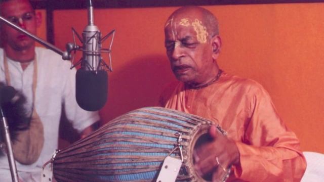 INVOCATION (Pranamas to Srila Prabhupada) смотреть онлайн